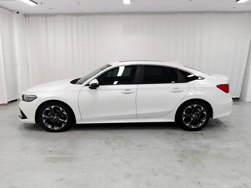 2022 Honda Civic thumbnail 5