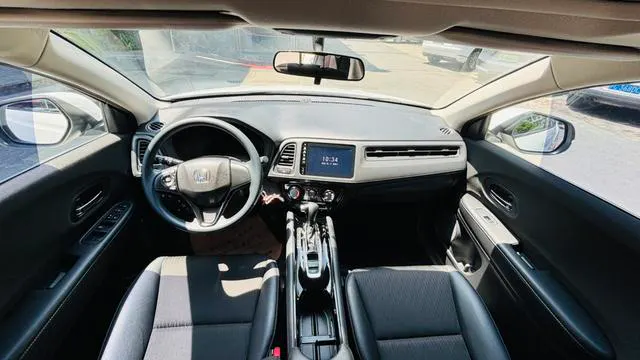2020 Honda Vezel thumbnail 4