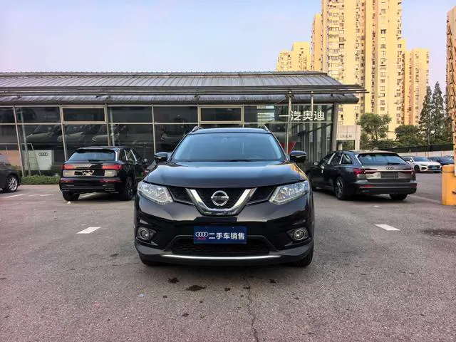 2015 Nissan X-Trail thumbnail 2