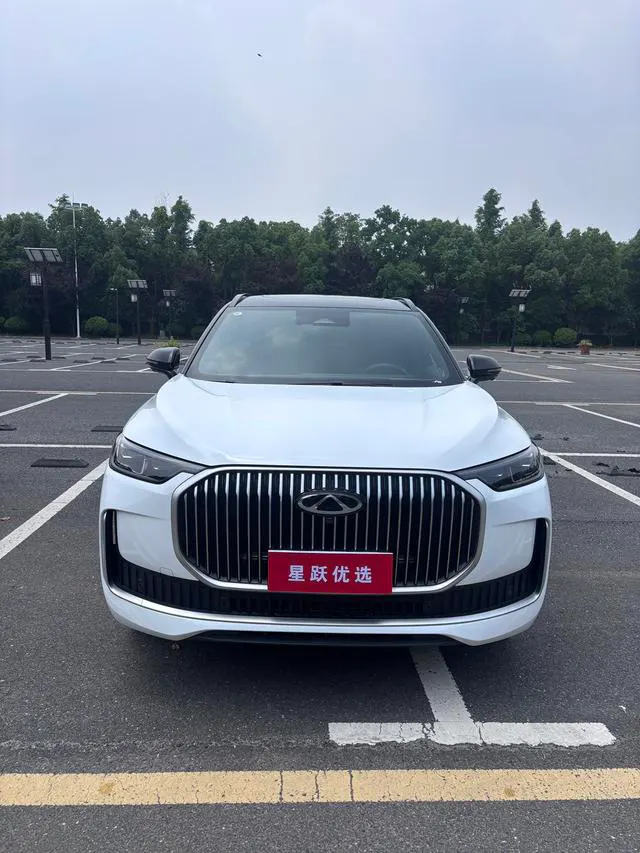 2025 Chery Tiggo 9 thumbnail 2