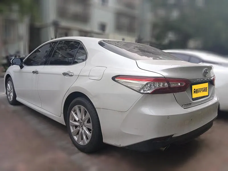 2019 Toyota Camry thumbnail 7