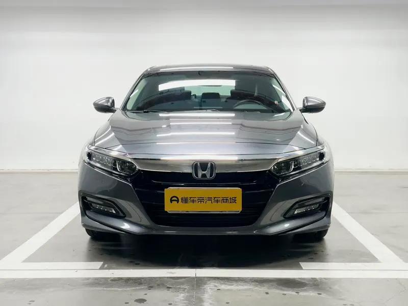 2018 Honda Accord thumbnail 3