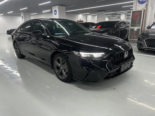 2023 Honda Inspire thumbnail 3