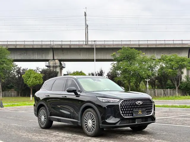 2025 Chery Tiggo 8L thumbnail 3