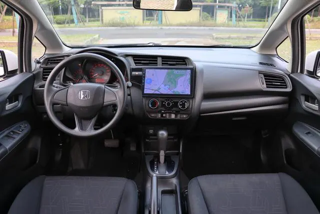 2018 Honda Fit thumbnail 4