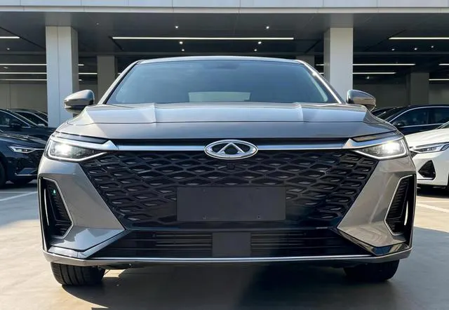 2022 Chery Arrizo 8 thumbnail 2