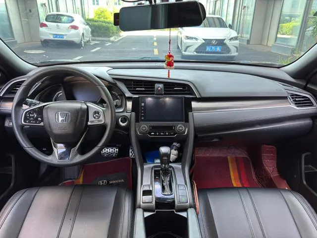 2020 Honda Civic thumbnail 4