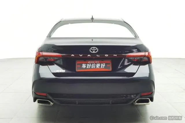 2023 Toyota Camry thumbnail 3