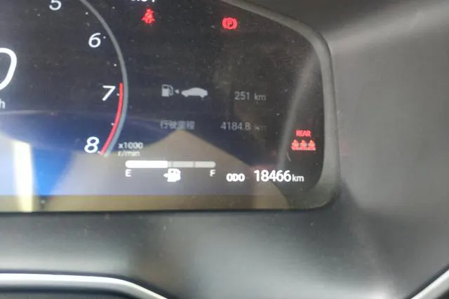 2024 Toyota Corolla thumbnail 5