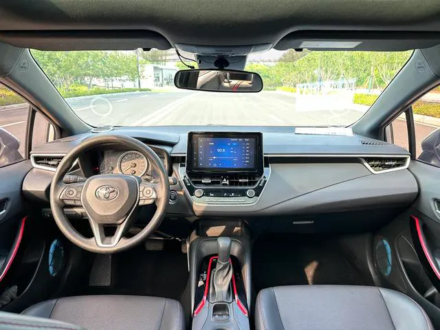 2022 Toyota Corolla thumbnail 4