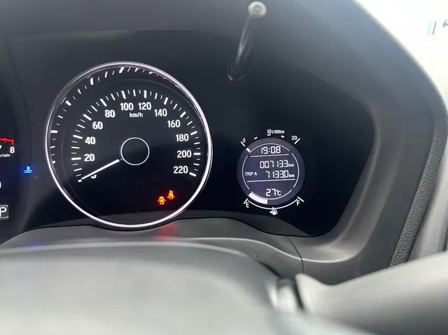2020 Honda Vezel thumbnail 5