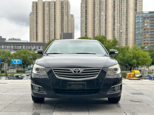2008 Toyota Camry thumbnail 2