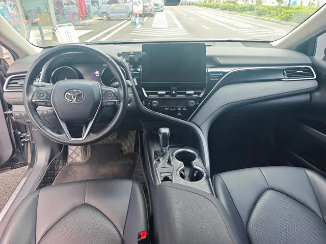 2021 Toyota Camry thumbnail 4