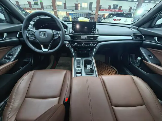 2022 Honda inspire thumbnail 4