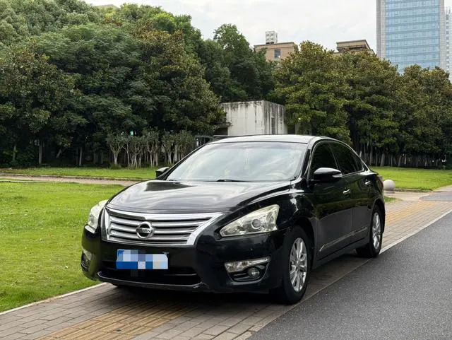 2013 Nissan Teana photo 1