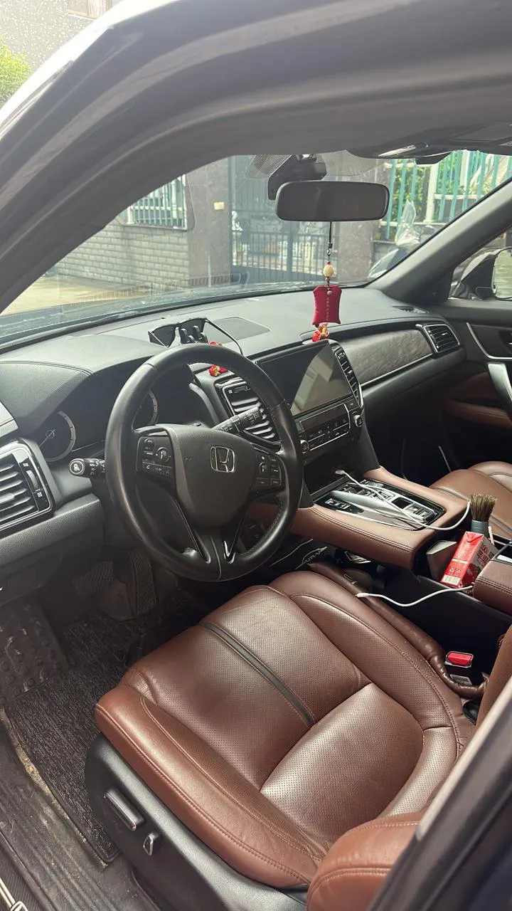 2020 Honda UR-V thumbnail 4
