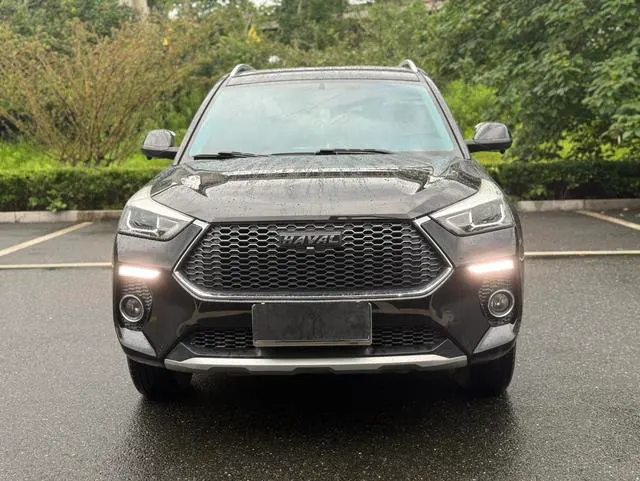 2020 Haval H6 Coupe thumbnail 2