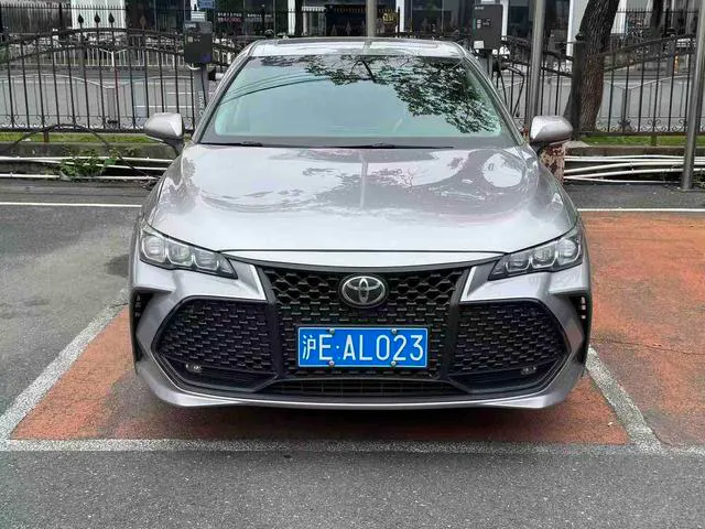 2021 Toyota Asian Dragon thumbnail 2