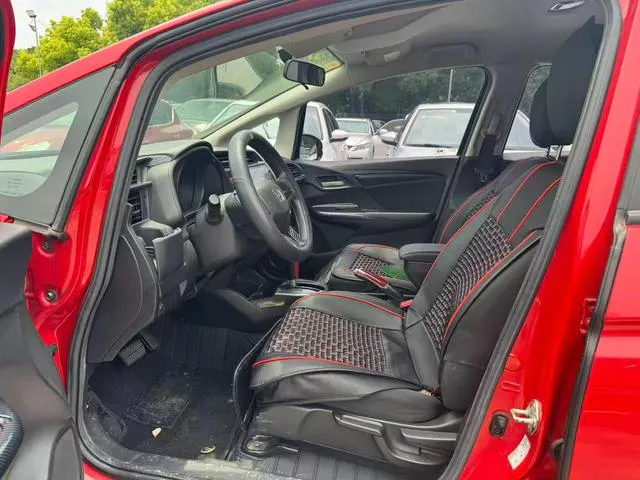 2014 Honda Fit thumbnail 5
