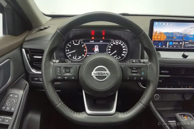 2021 Nissan X-Trail thumbnail 5
