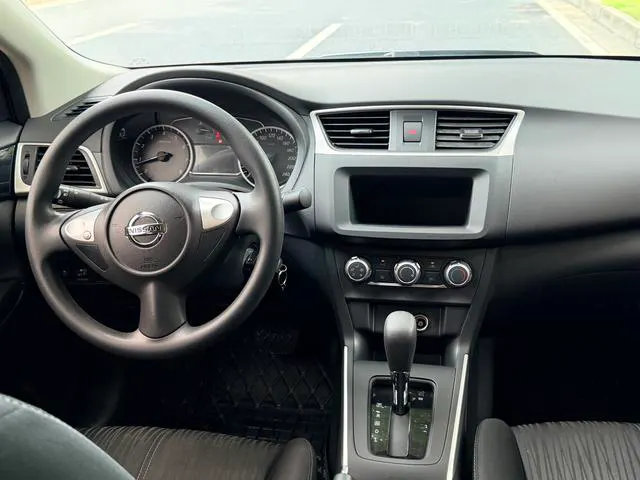 2024 Nissan Sylphy thumbnail 4