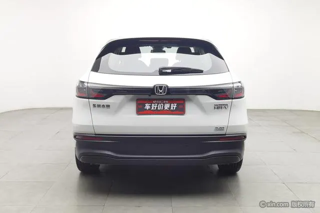 2023 Honda HR-V thumbnail 3