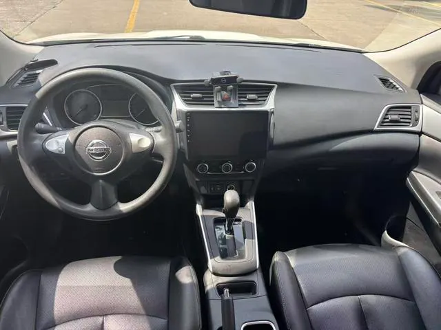 2021 Nissan Sylphy thumbnail 4