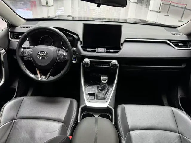 2021 Toyota Wildlander thumbnail 4