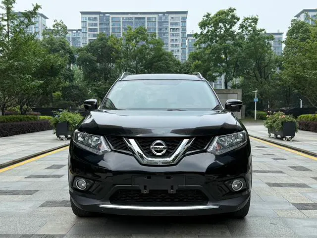 2015 Nissan X-Trail thumbnail 2