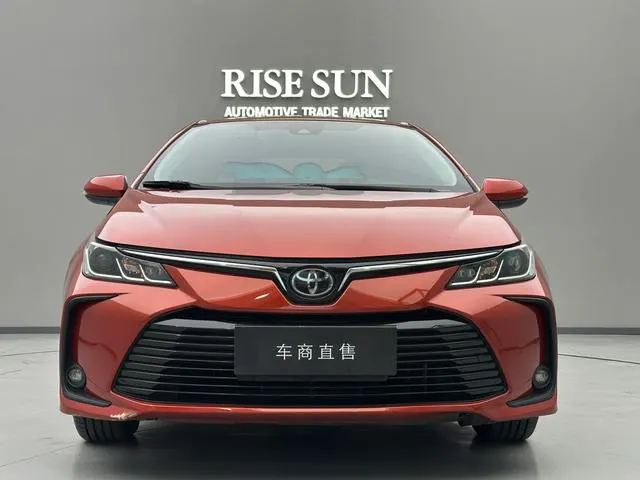 2019 Toyota Corolla thumbnail 2