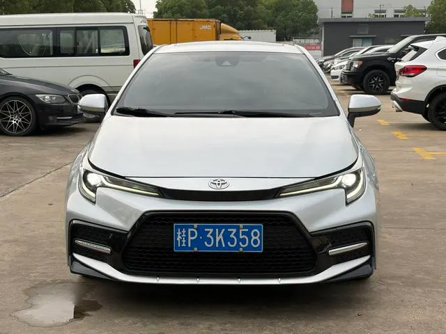 2022 Toyota Corolla thumbnail 2