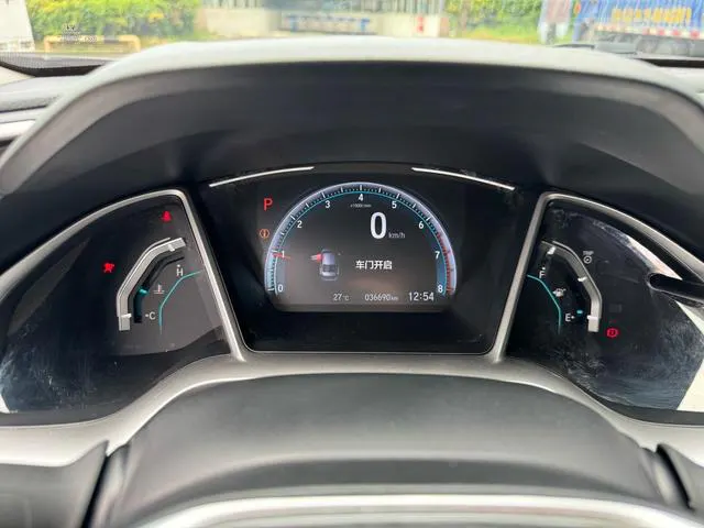 2019 Honda Civic thumbnail 5
