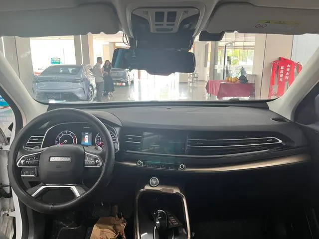 2021 Haval H6 thumbnail 4