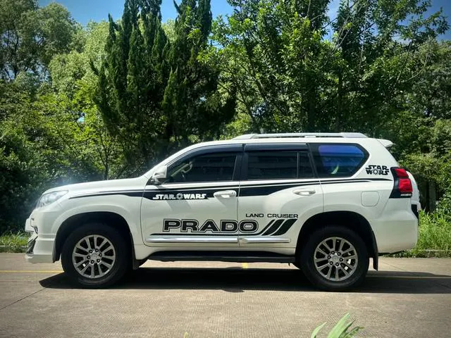 2018 Toyota Prado thumbnail 2