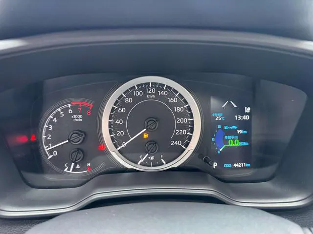 2023 Toyota Corolla thumbnail 5