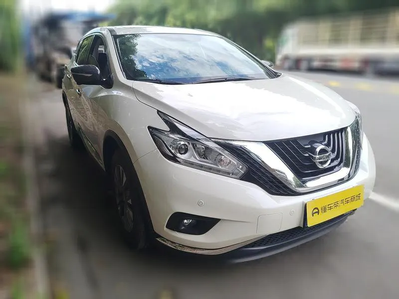 2019 Nissan Murano thumbnail 4