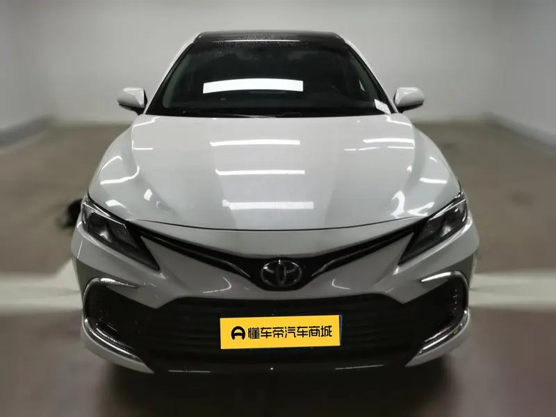 2021 Toyota Camry thumbnail 3