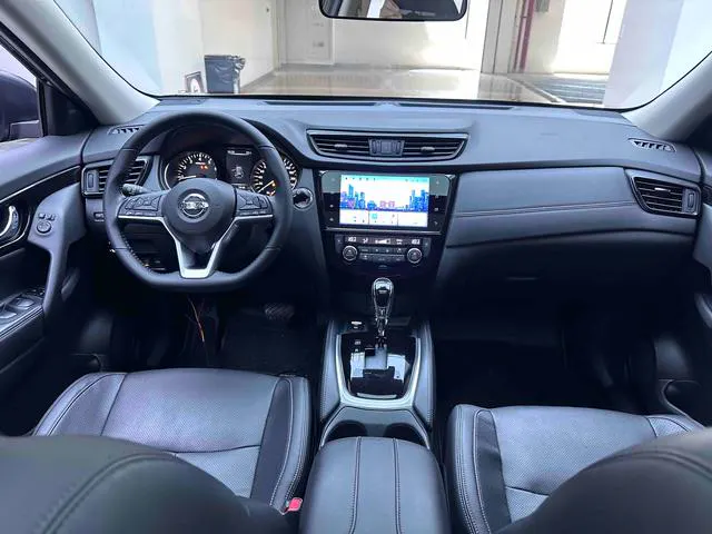 2023 Nissan X-Trail thumbnail 4