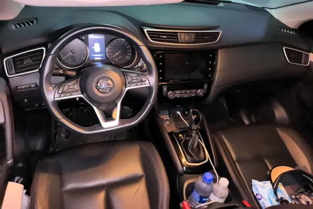 2022 Nissan Qashqai thumbnail 4