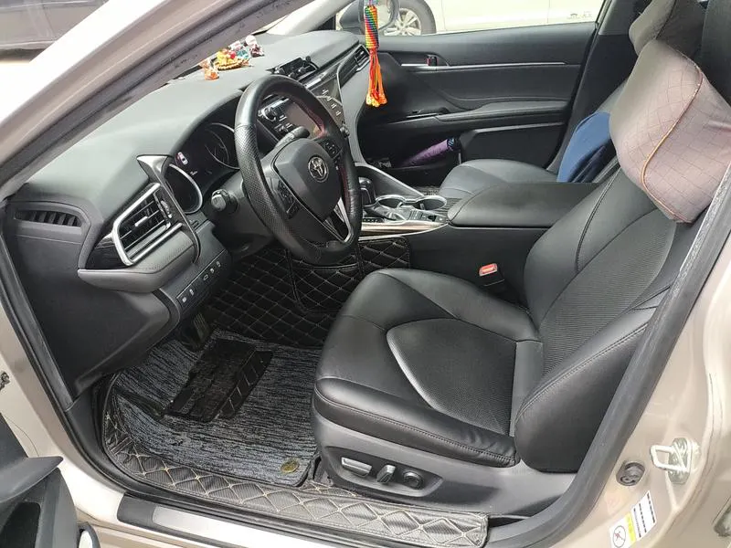 2018 Toyota Camry thumbnail 8