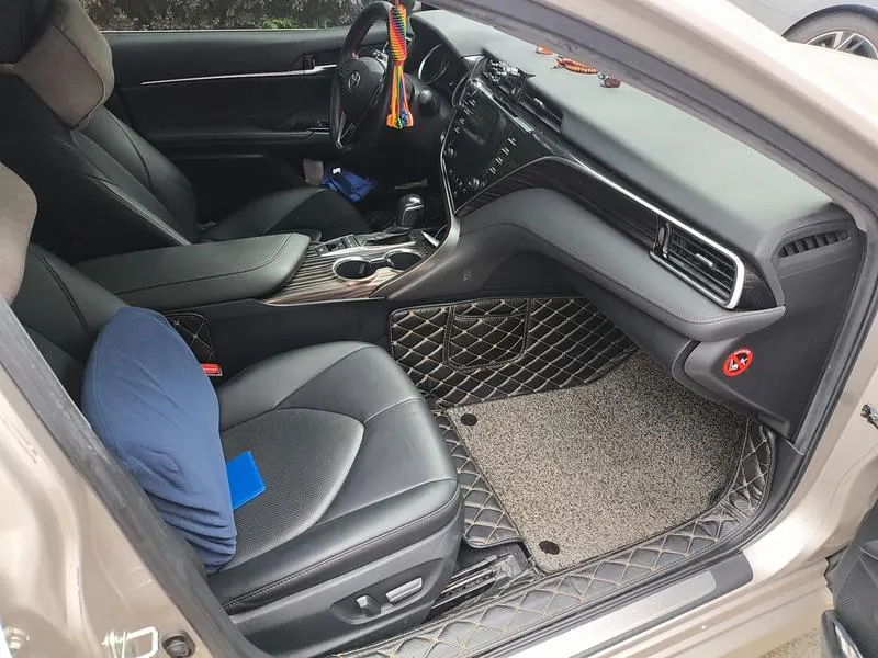 2018 Toyota Camry thumbnail 9