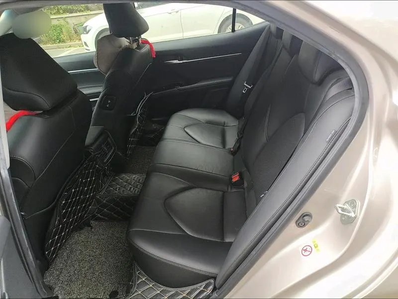 2018 Toyota Camry thumbnail 10