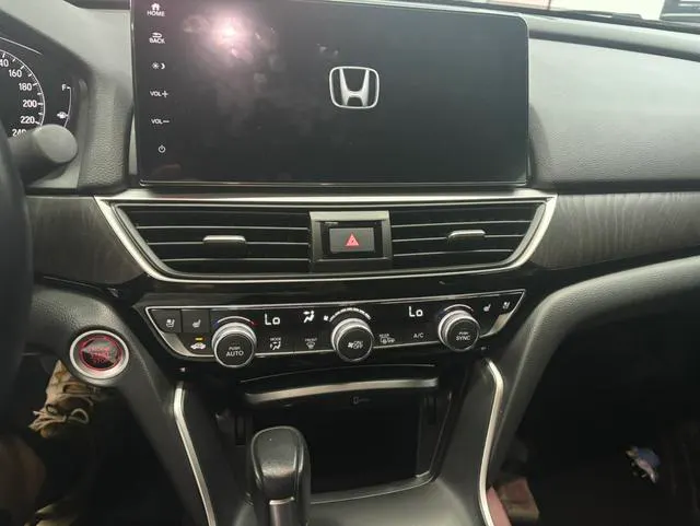 2022 Honda Inspire thumbnail 4