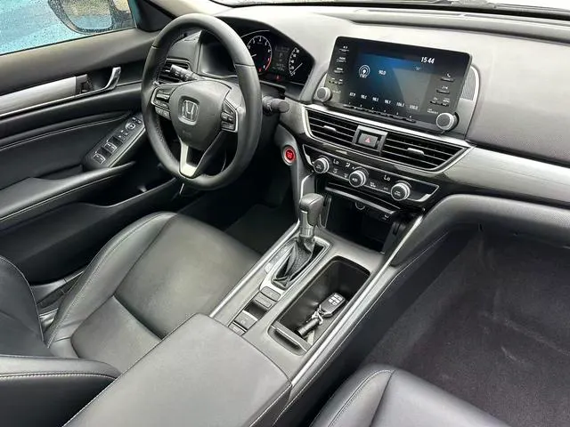 2019 Honda Inspire thumbnail 4