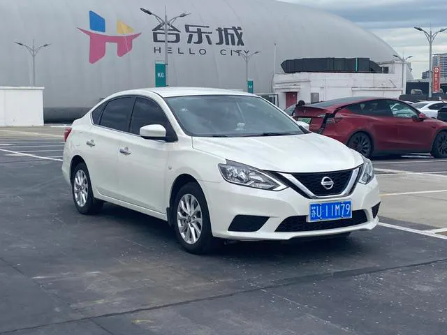 2019 Nissan Sylphy thumbnail 3