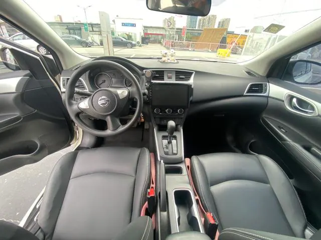 2019 Nissan Sylphy thumbnail 4