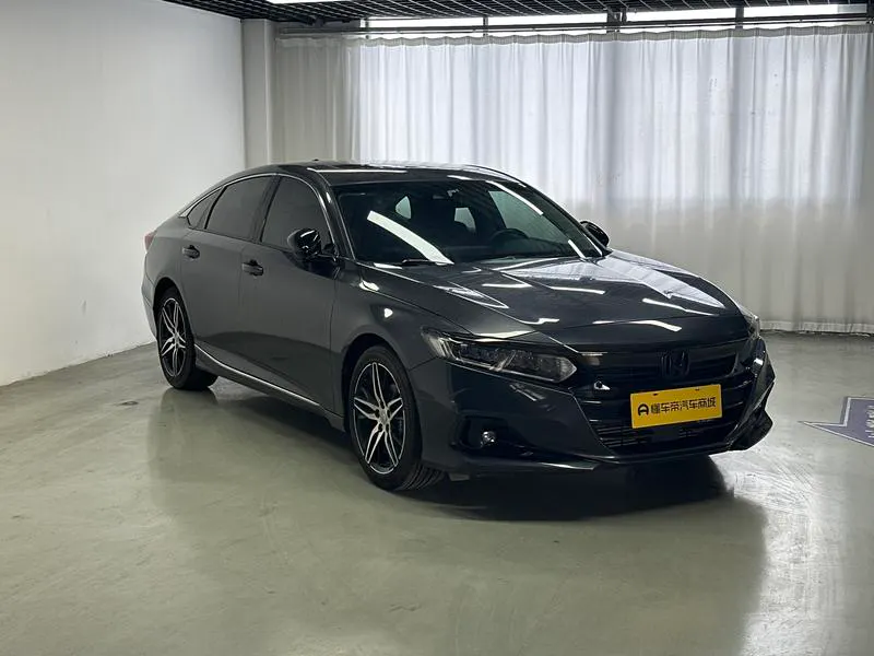 2022 Honda Accord thumbnail 4