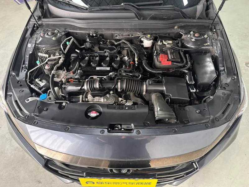2022 Honda Accord thumbnail 11