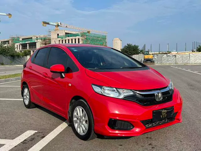 2018 Honda Fit thumbnail 3