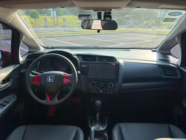 2018 Honda Fit thumbnail 4